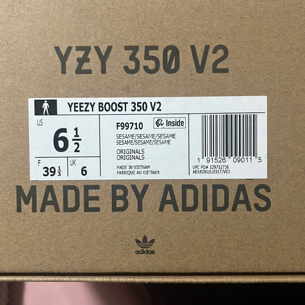 YZY BOOST 350 V2 SESAME  only used to tried one never been actually worn